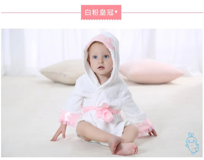 Robe de bain en coton pour bébé : peignoir doux et pyjama