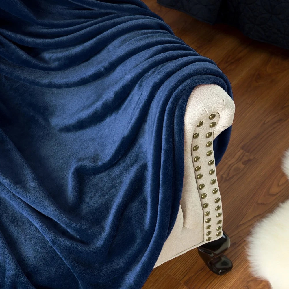 Couverture en flanelle bleu uni, douce et chaude, 230Gsm