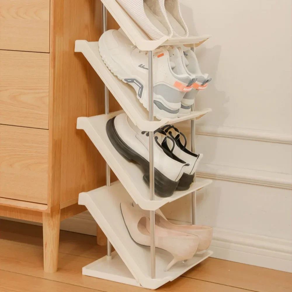 Étagère à chaussures empilable étroite pour un rangement optimal