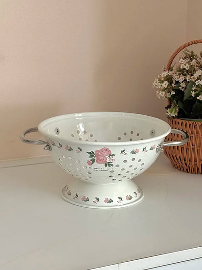 Panier à fruits vintage en émail rose - Élégance pour la cuisine