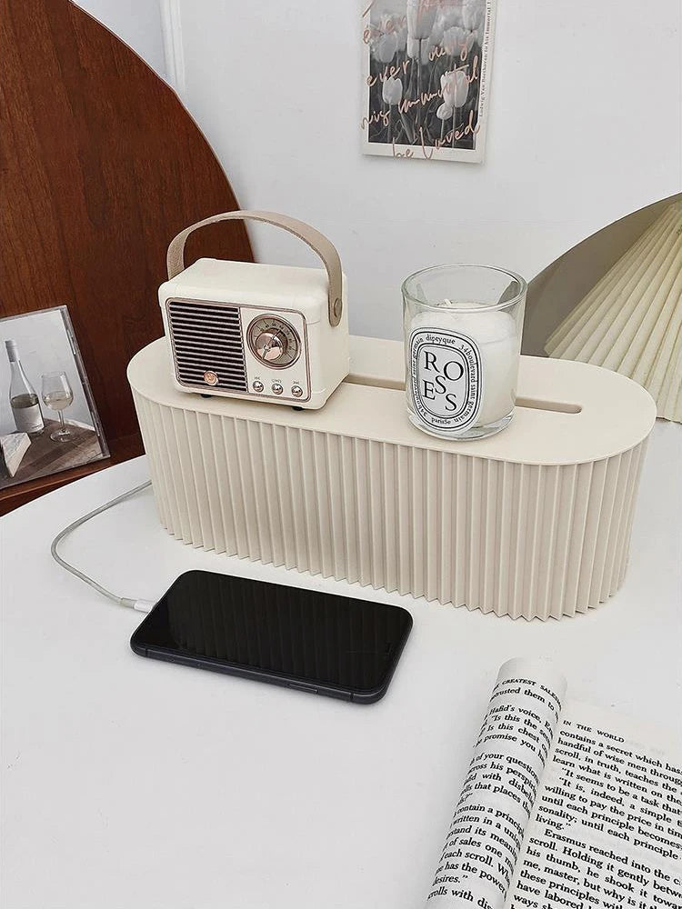 Organisateur de câbles multifonctionnel pour prise domestique