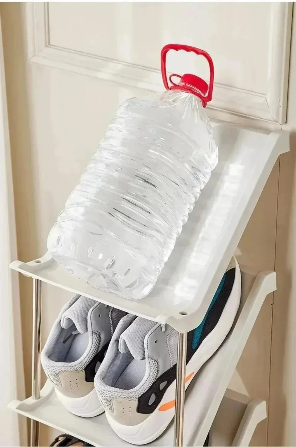 Étagère à chaussures empilable étroite pour un rangement optimal