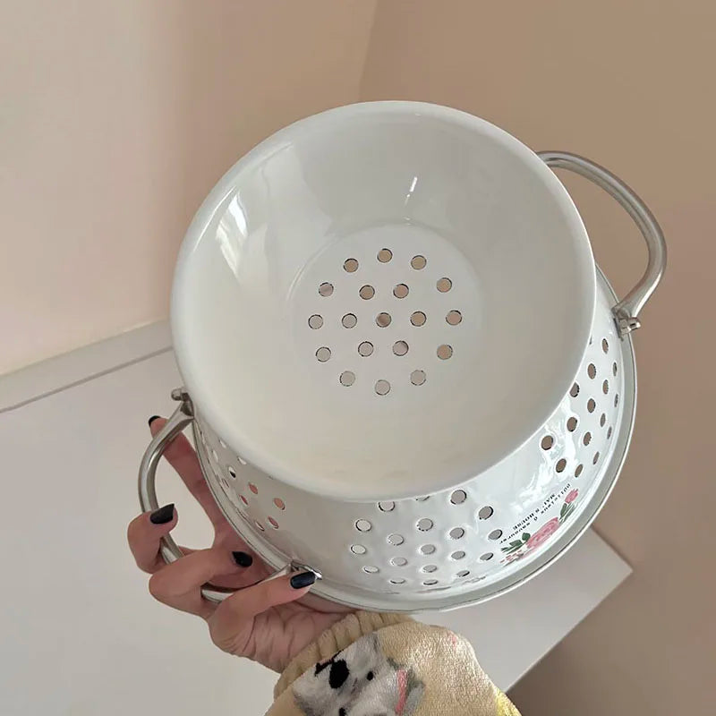 Panier à fruits vintage en émail rose - Élégance pour la cuisine