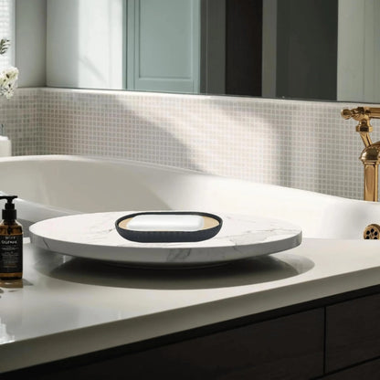 Ensemble de salle de bain moderne : porte-brosse, poubelle & plus