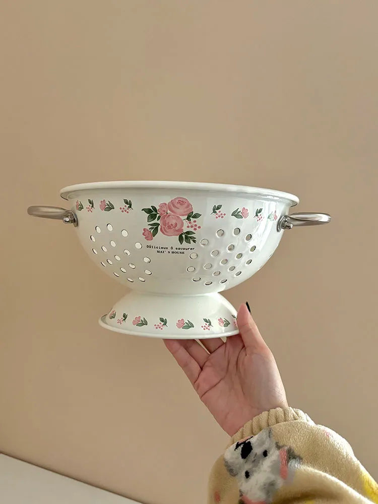 Panier à fruits vintage en émail rose - Élégance pour la cuisine