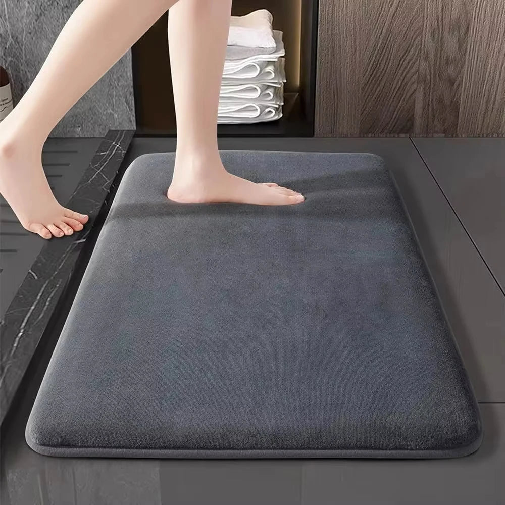 Tapis de bain antidérapant en velours corail - Confort et style