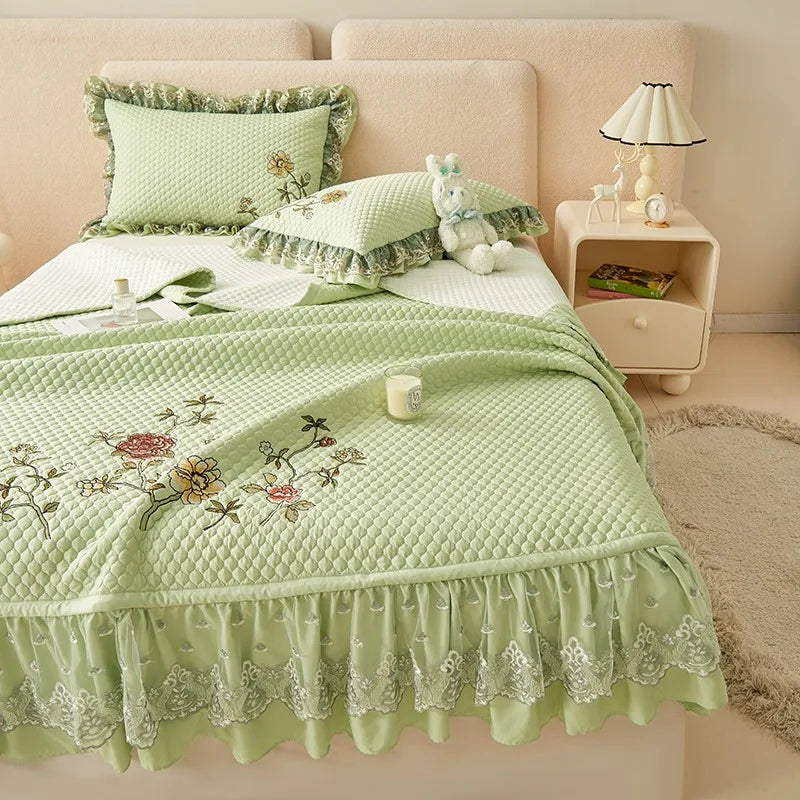 Ensemble de couvre-lit d'été brodé chic - léger et doux, 1 à 3 pièces