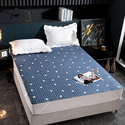 Couvre-lit imperméable antidérapant pour matelas - Protection efficace