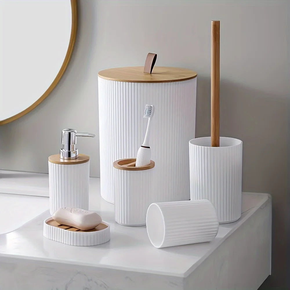 Ensemble de salle de bain moderne : porte-brosse, poubelle & plus